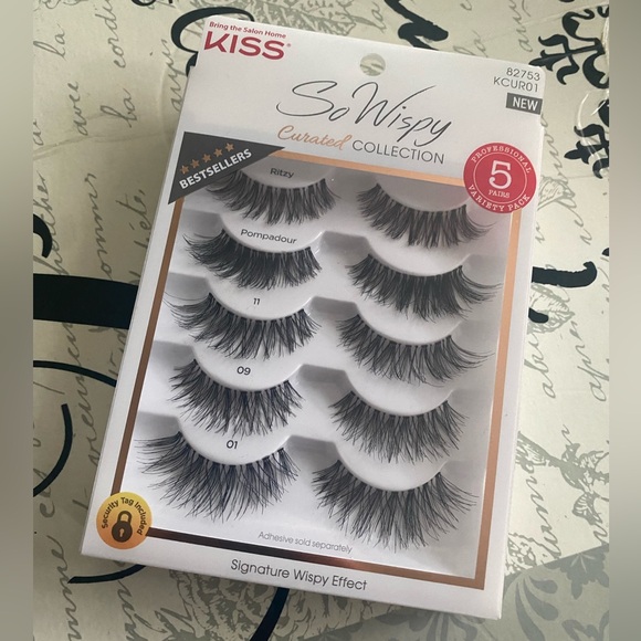 False Lashes Bundle - Picture 5 of 6